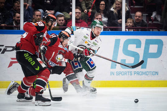 Malmö Redhawks Emil Sylvegård och Frölundas Mats Rosseli