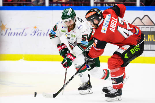 Frölundas Jonathan Sigalet och Malmö Redhawks Niklas Arell