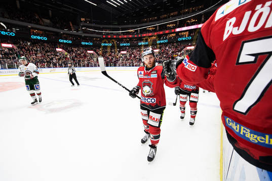 Malmö Redhawks Frederik Storm jublar
