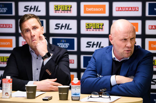 Frölundas tränare Roger Rönnberg och Malmö Redhawks