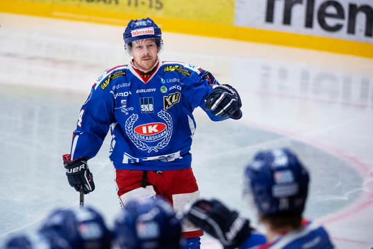 Oskarshamns Joakim Hillding jublar