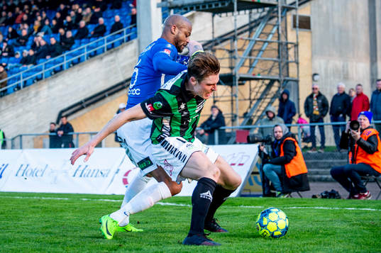 Trelleborgs Salif Camara Jönsson mot GAIS Marcus Bergholtz