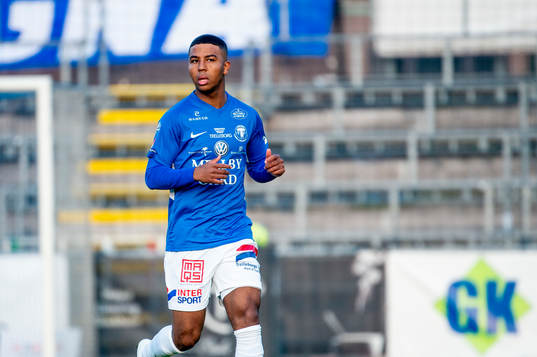 Trelleborgs Nebiyou Perry
