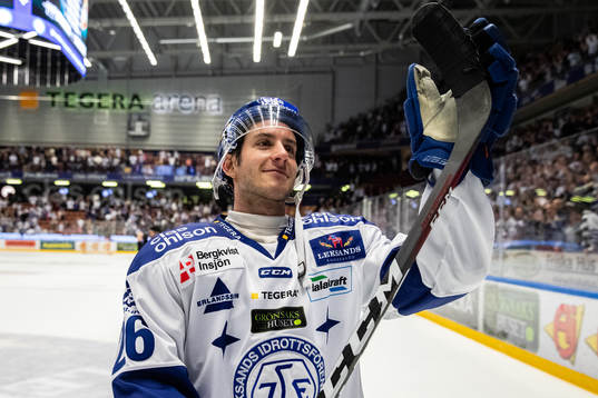 Leksands Kevin Schulze  jublar