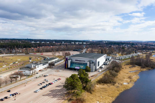 Flygfoto över Löfbergs Arena