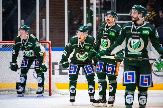 Färjestads Christopher Bengtsson deppar med lagkamrater