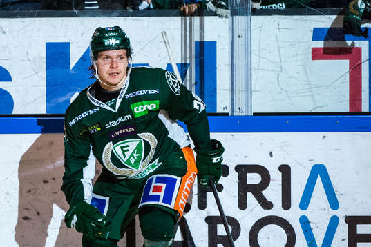 Färjestads Oskar Steen jublar