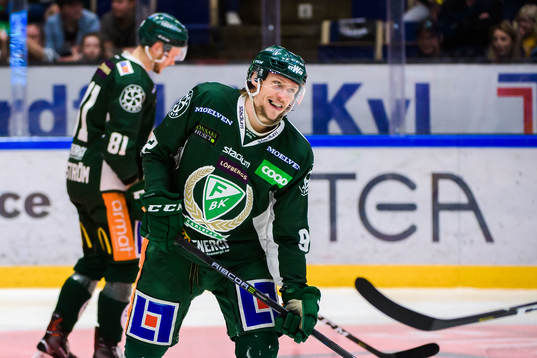 Färjestads Jesper Olofsson jublar