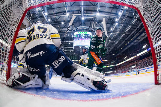 Färjestads Oskar Steen
