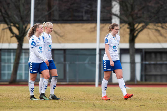 Nora Eide Lie, Karina Sævik and Julie Hoff Klæboe of