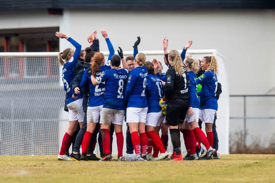 The players of Vålerenga celebrate