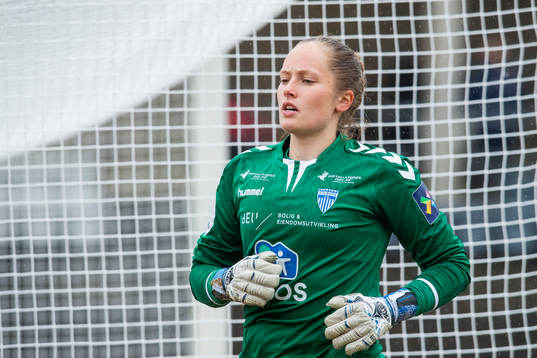 Goalkeeper Aurora Mikalsen of Kolbotn