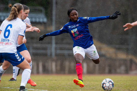 Njoya Ajara Nchout of Vålerenga