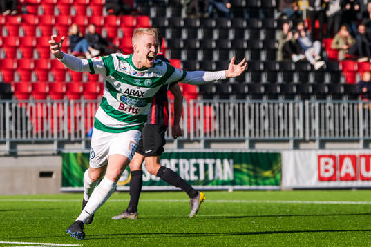 Västerås Simon Johansson jublar