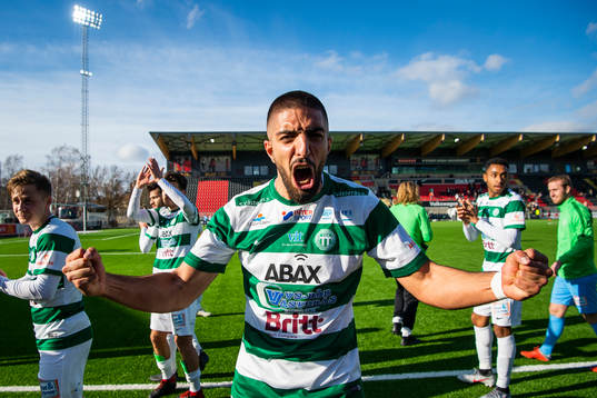 Västerås Sean Sabetkar jublar