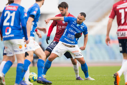 Örgrytes Oliver Stanisic mot Norrbys Richard Yarsuvat