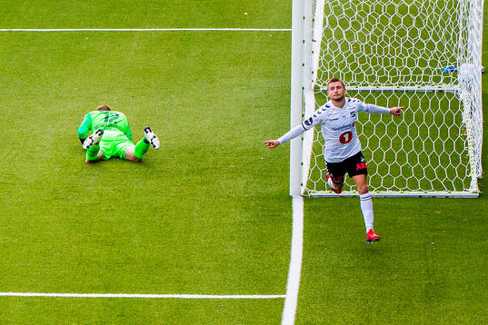 Vebjørn Hoff of Odd celebrates scoring the 1-1 goal behind