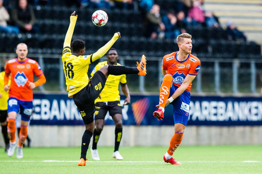 Isaac Twum of Start and Holmbert Aron Briem Fridjonsson of