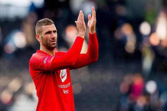 Azar Karadas of Brann