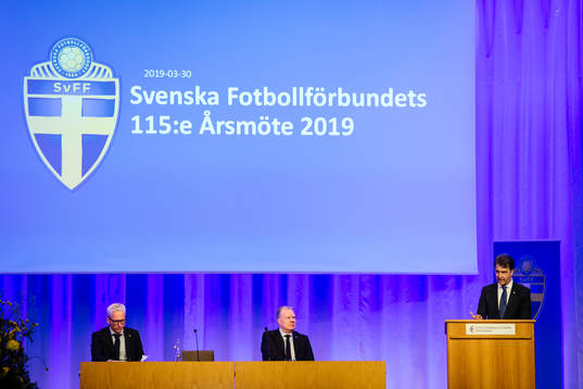 s vicepresidenter, förbundsordförande Karl-Erik Nilsson