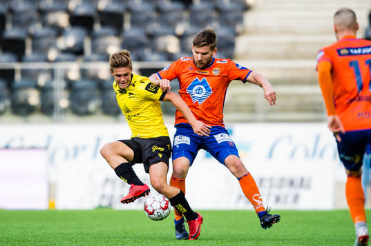 Mathias Idsøe Bringaker of Start and Oddbjørn Lie of
