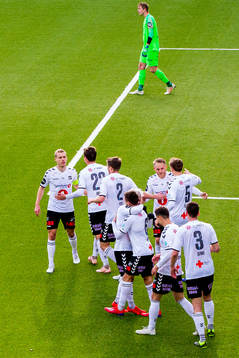 Steffen Hagen, Fredrik Lund Nordkvelle and the players of