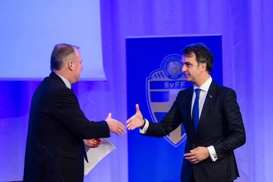 s vicepresidenter och förbundsordförande Karl-Erik