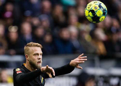s Daniel Sundgren med ett inkast