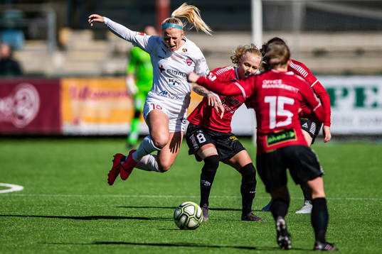 Rosengårds Hailie Mace och Limhamn Bunkeflos Natalie Hoff