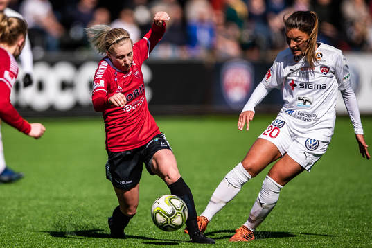 Limhamn Bunkeflos Mia Persson och Rosengårds Johanna