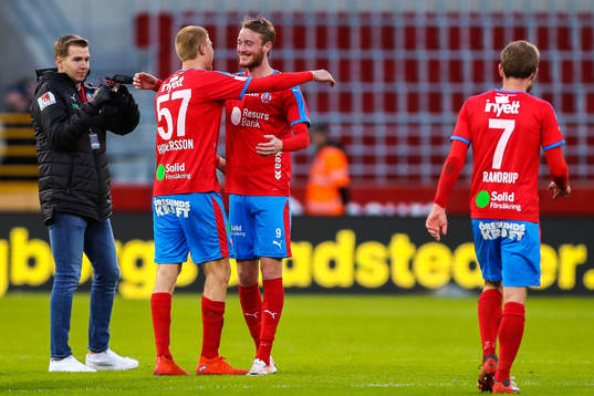 Helsingborgs Markus Holgersson och Rasmus Jönsson jublar