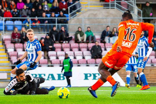 AFC Eskilstunas Samuel Nnamani gör 2-0