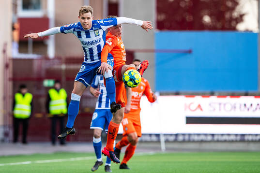 IFK Göteborgs Victor Wernersson och AFC Eskilstunas Gustav