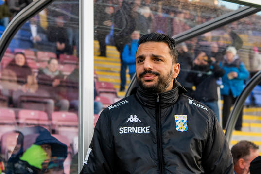 IFK Göteborgs tränare Poya Asbaghi