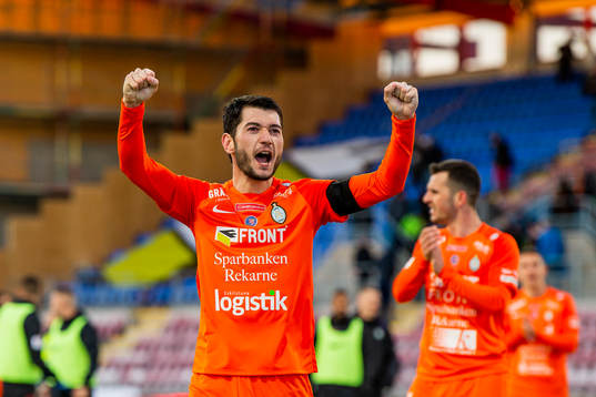 AFC Eskilstunas Anel Rashkaj jublar