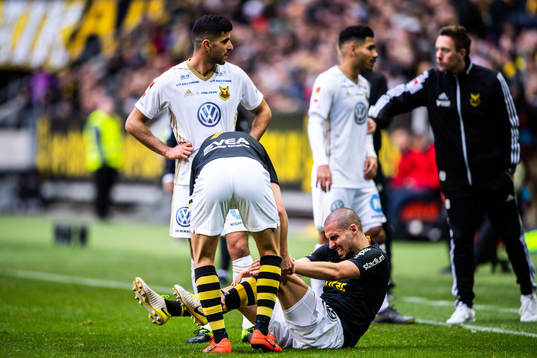 s Panajotis Dimitriadis har ontunder fotbollsmatchen i