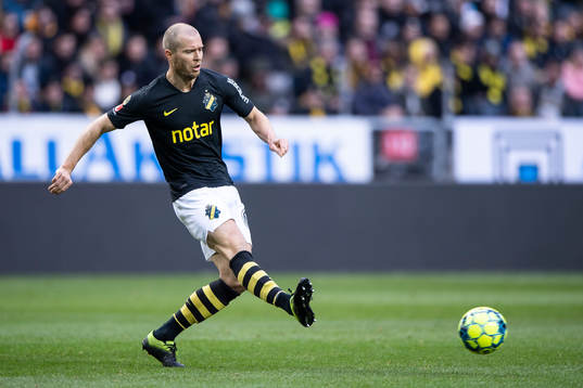 s Per Karlsson