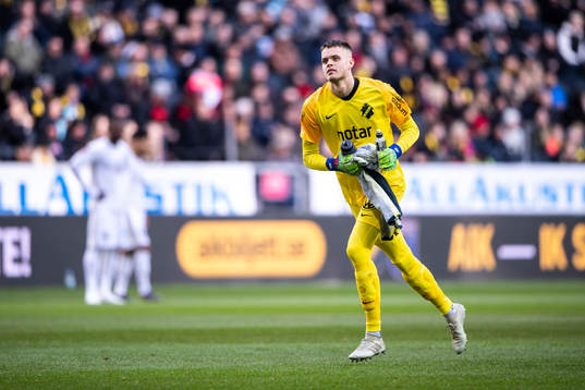 s målvakt Oscar Linnér