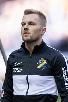 s Sebastian Larsson