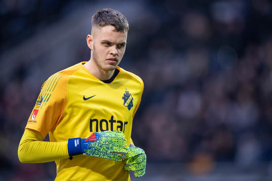 s målvakt Oscar Linnér