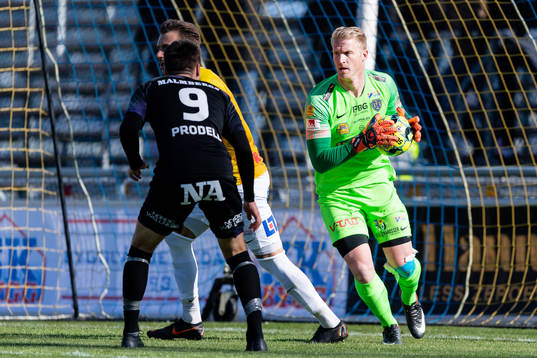 Falkenbergs målvakt Hampus Nilsson