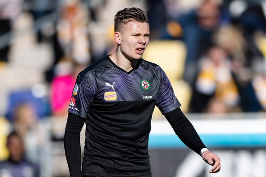 Örebros Jake Larsson
