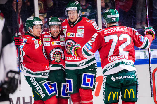 Frölundas spelare jublar
