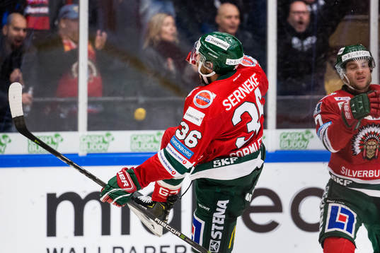 Frölundas Brandon Gormley jublar