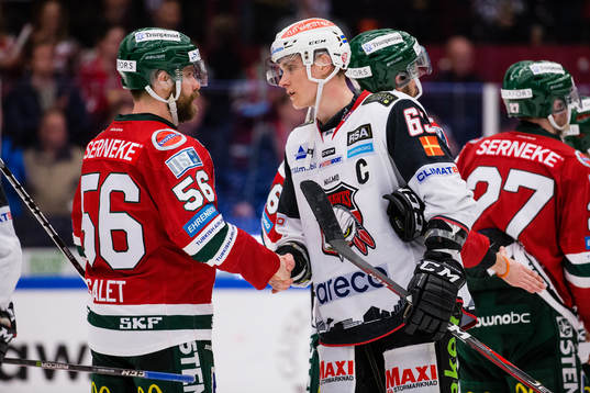 Frölundas Jonathan Sigalet och Malmö Redhawks Fredrik