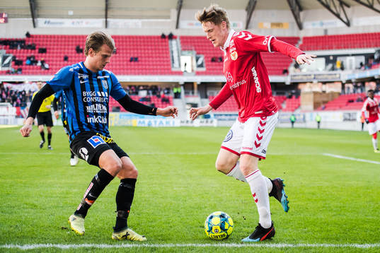 Sirius Tim Björkström och Kalmars Rasmus Elm