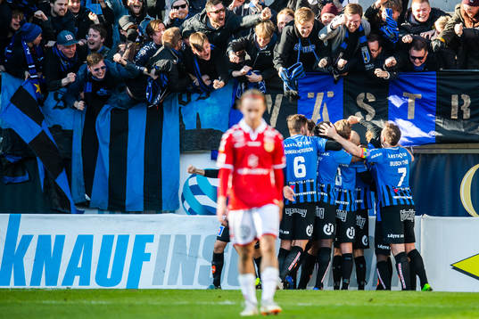 Bläddra bland fler bilder av Fotboll, Allsvenskan, Kalmar - Sirius