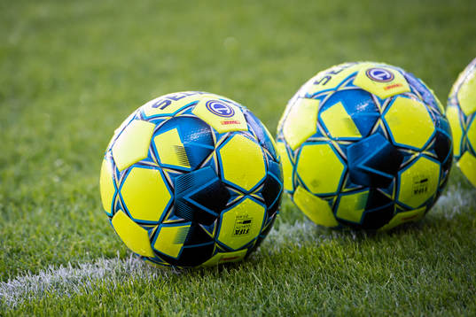 Officiella matchbollar