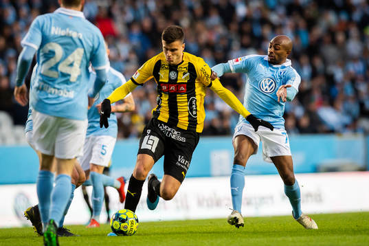 Häckens Alexander Jeremejeff och Malmö FFs Fouad Bachirou
