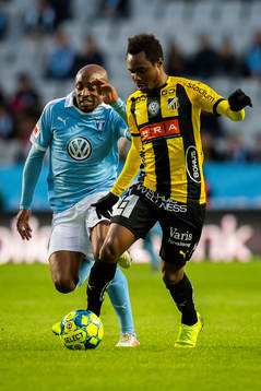 Häckens Nasiru Mohammed och Malmö FFs Fouad Bachirou